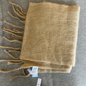 WARM SCARF GAP